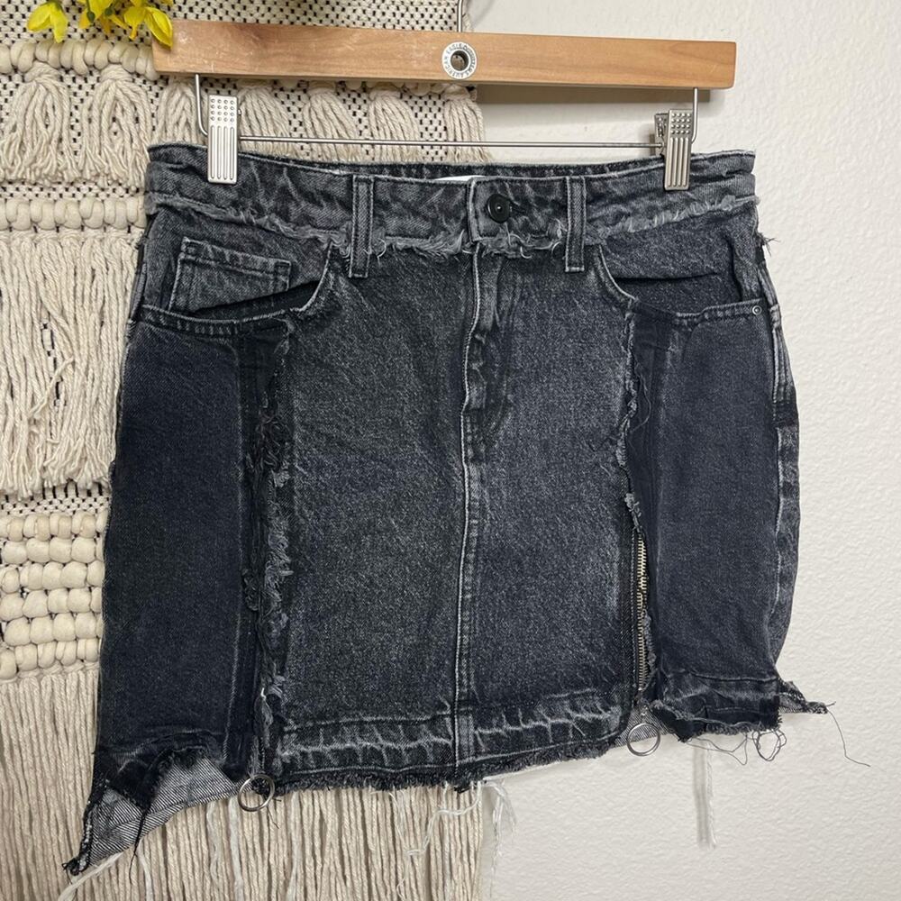 Zara Black Distressed Front Zip Jean Skirt Medium